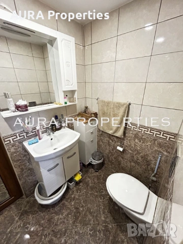 Разград / Къща, напълно обзаведена, снимка 16 - Къщи - 54352183