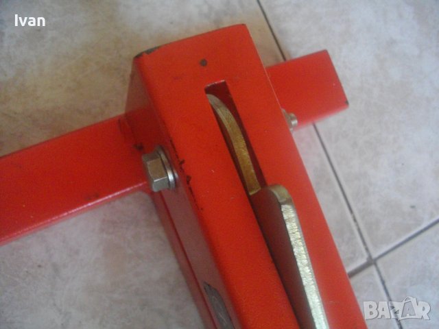 Нова Ръчна Гилотина-Машина Рязане Ламиниран Паркет/Ламинат-INDUSTRIES-740мм/770 мм-Черна Немска, снимка 9 - Други инструменти - 37465650