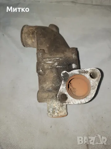 Корпус за термостат от Мерцедес W108 W111 Mercedes Benz W108 W111, снимка 6 - Части - 48727578