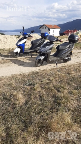 Продавам електрически скутер 2000W 72V, снимка 3 - Индустриална техника - 54132361