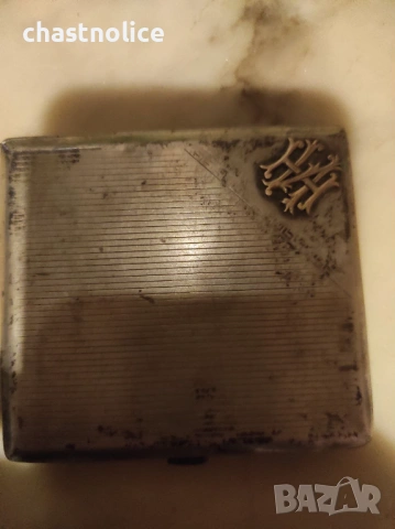 Продавам колекционерска антикварна табакера