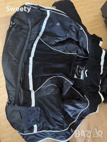 Комплект за зимни спортове ски гащеризон/панталон и яке , снимка 2 - Зимни спортове - 52378908