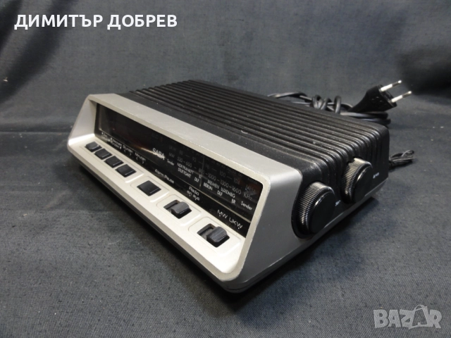 СТАР РЕТРО ТРАНЗИСТОР MW/FM РАДИО LED ЧАСОВНИК SABA GERMANY, снимка 4 - Радиокасетофони, транзистори - 51932626