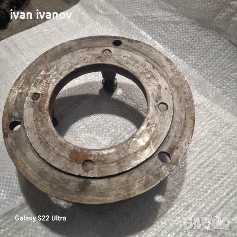 Фланец Универсал ф 200, снимка 3 - Стругове - 47930352