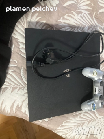 Продавам playstation4 pro 1tb , снимка 3 - PlayStation конзоли - 52421821