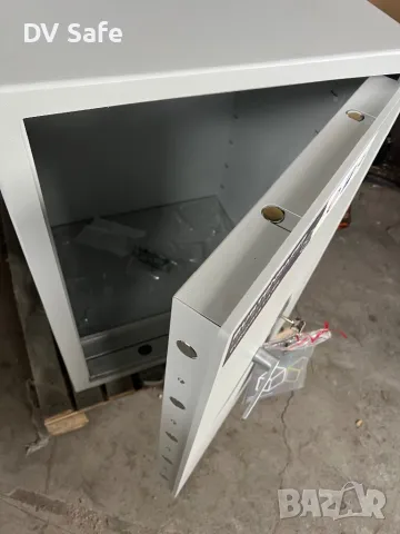 Сейф 8465 огнеупорен , снимка 3 - Сейфове и каси - 47981035