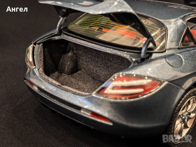 1:18 Mercedes-Benz SLR McLaren CMC, снимка 9 - Колекции - 54258826