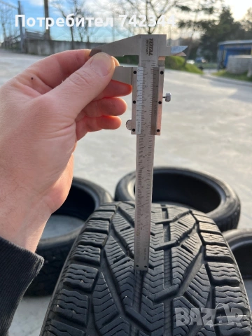 Зимно гуми Taurus 225/45/17, снимка 4 - Гуми и джанти - 54159682