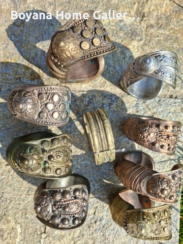 Възрожденска Сребърна Сечан Гривна Рогатка Носия Фолклор, снимка 8 - Антикварни и старинни предмети - 38902155