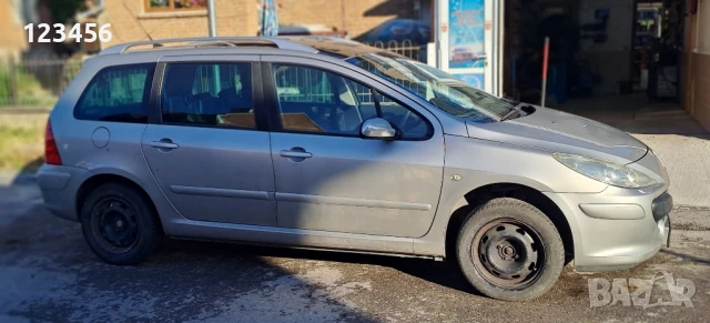 Пежо 307 SW Facelift, снимка 8 - Автомобили и джипове - 50886951
