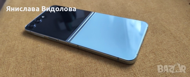 Samsung Z Flip 5 , снимка 3 - Samsung - 52476418