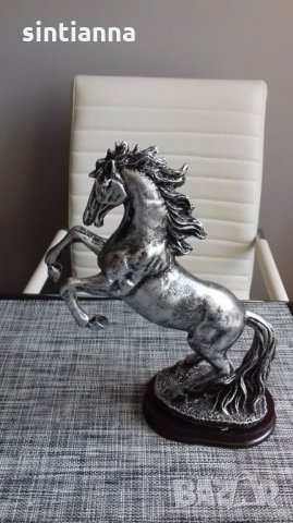 Кон 29х24 см -23 лв, снимка 2 - Статуетки - 29668083