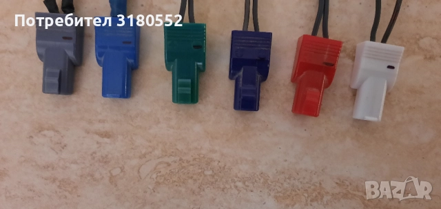 букси (конектори) Sony с кабел-за тонколони, снимка 3 - Други - 52103178