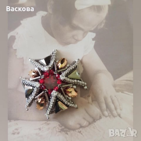 Ръчно изработена брошка - Малтийски кръст, снимка 4 - Други - 30296934