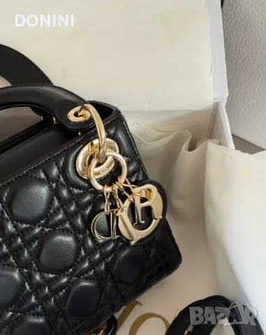 Christian Dior Дамска чанта, кожа, снимка 7 - Чанти - 56403443