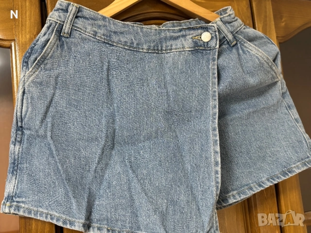Дънкова пола шорти на Reserved, снимка 8 - Къси панталони и бермуди - 53113571
