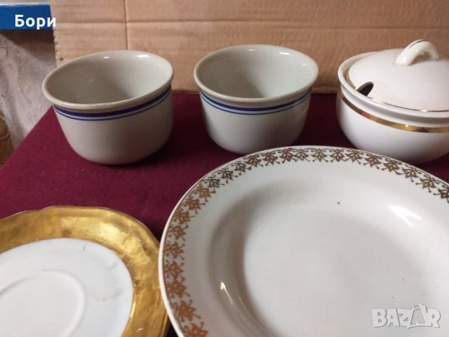Български порцелан  17 части, снимка 5 - Чинии - 34521478