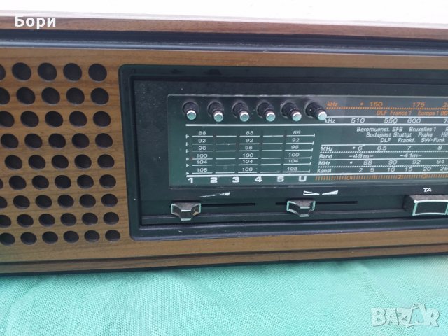 Grundig RF 711 Радио, снимка 4 - Радиокасетофони, транзистори - 31144263