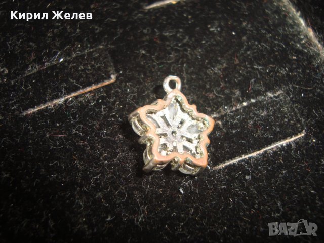 МЕДЕН ВИНТИДЖ МЕДАЛЬОН - ЗВЕЗДИЧКА с ФАСЕТ КРИСТАЛИ 19351, снимка 2 - Колиета, медальони, синджири - 32169550