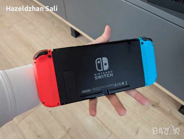 Nintendo Switch + 4 игри + кейс + доп. контролери, снимка 10 - Nintendo конзоли - 52874232