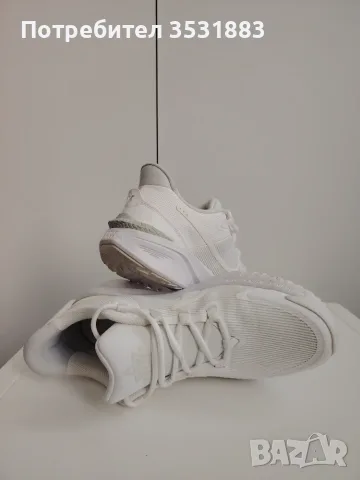 Дамски маратонки Nike, снимка 5 - Маратонки - 55721580
