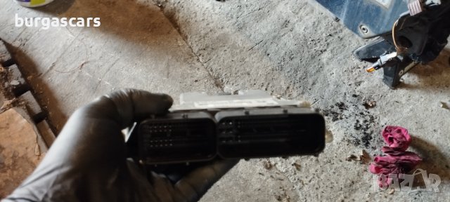 Компютър двигател Saab 9-5 - 0 281 012 563 / 55562898 - 100лв, снимка 2 - Части - 36768895