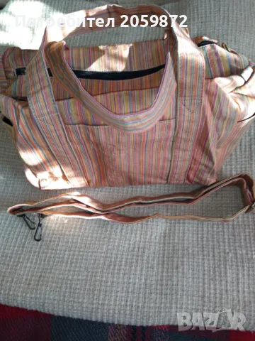 Дамска чанта на ивици