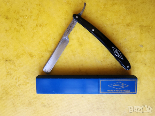 Solingen / Солинген качествен немски бръснач Gebr.Weyersberg 6342 Trumpet logo, с ориг. кутия