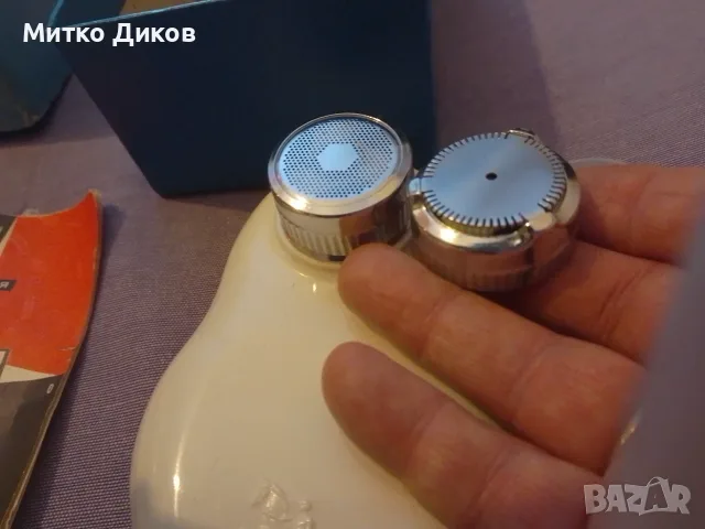 Ленинград СССР винтидж нова механична самобръсначка Ленинград в кутия с инструкция с тример и шейвър, снимка 5 - Електрически самобръсначки - 56168790