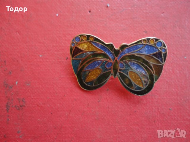 Уникална позлатена брошка с емайл Пеперуда, снимка 3 - Други - 40083719