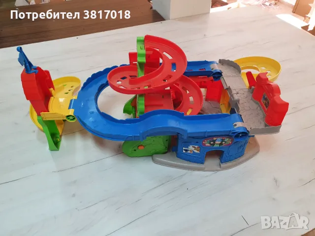 Детска писта Fisher price , снимка 3 - Коли, камиони, мотори, писти - 48892165