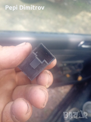 VW GOLF MK5 2004-2005 ПРЕВКЛЮЧВАЧ НА КАПАК НА ГОРИВОТО 7L6959833A, снимка 2 - Части - 54361382