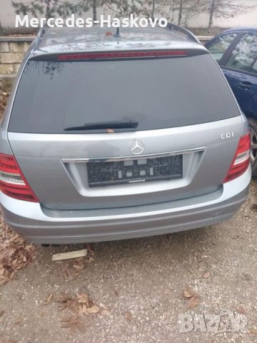 Заден капак и стопове в перфектно състояние за МЕРЦЕДЕС , снимка 2 - Части - 37915713