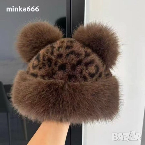 Шапка с ушички от естествен косъм., снимка 2 - Шапки - 52484895