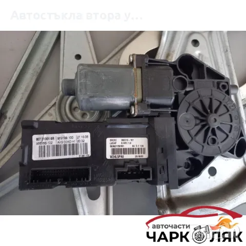 Ел машинка стъкло стъклоповдигач предна лява Рено Меган хечбек 5врати, снимка 2 - Части - 47954987