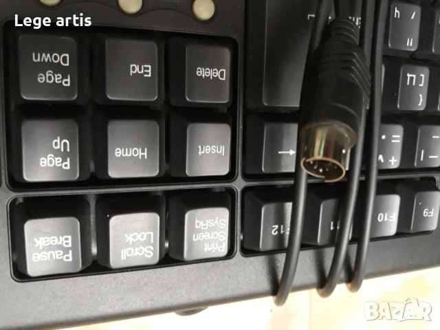 Монитор Philips, снимка 8 - За дома - 42871228