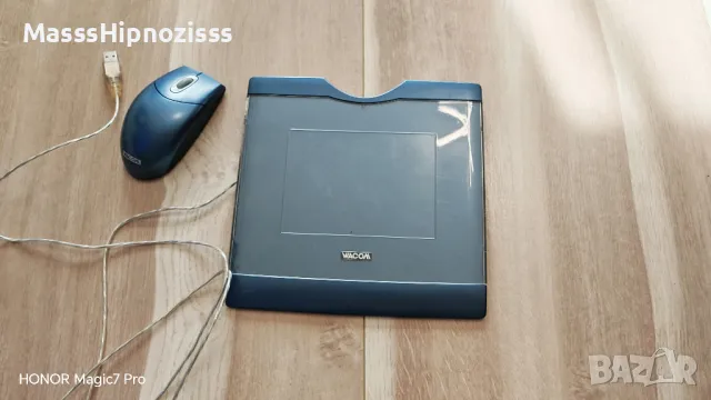 Графичен таблет - Wacom Graphier 3 - без писалка, но таблета работи с usb и мишката, снимка 3 - Таблети - 49054644