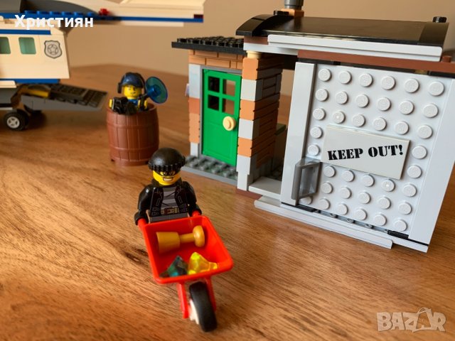 Lego City 60046 - Наблюдение с хеликоптер, снимка 8 - Конструктори - 37393034