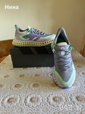 Маратонки Adidas, снимка 4 - Маратонки - 51549937