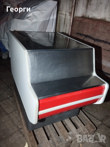 щанд каса , снимка 8 - Стелажи и щандове - 53040192