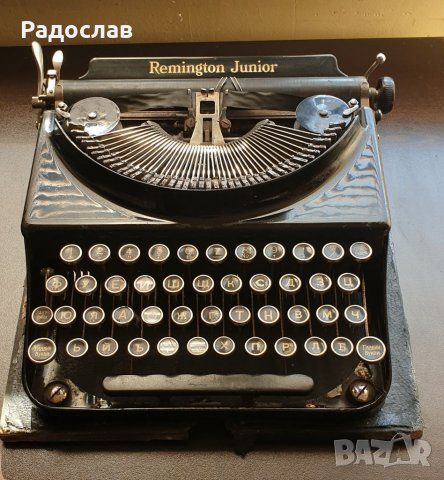 Пишещи машини Адлер,Олимпия,Континентал,Ерика,Триумф, снимка 4 - Антикварни и старинни предмети - 37339405