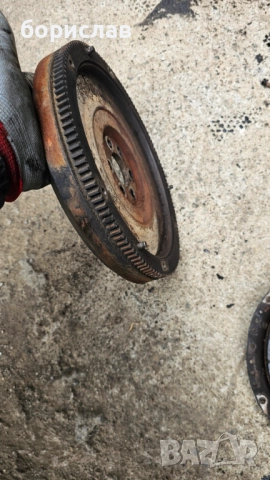 Маховик и съединител за Фолксваген 1.9 тди, снимка 3 - Части - 51477635