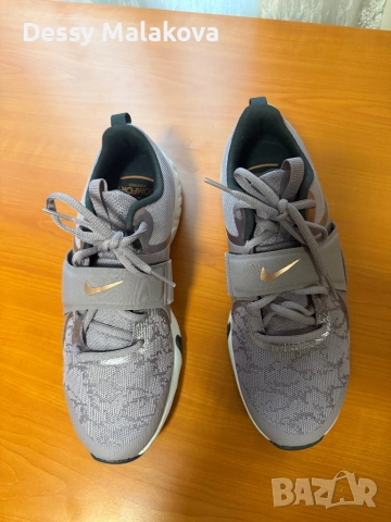 Чисто нови дамски маратонки Nike внос Америка! 40 номер. Топ оферта!, снимка 5 - Маратонки - 52090320