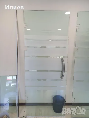 Продавам 4 пана закалено стъкло 10мм, снимка 2 - Душ кабини и вани - 56069791