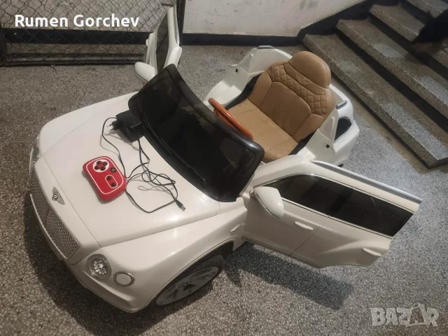 Детски акумулаторен джип Bentley, снимка 4 - Електрически играчки - 55831833