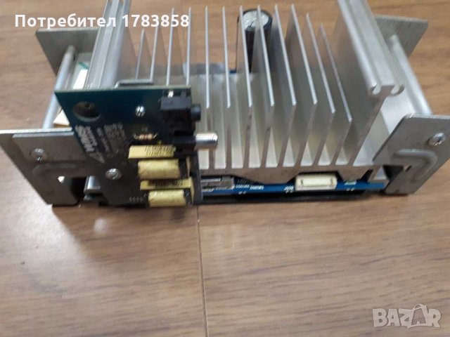 Усилвател BOSE, снимка 3 - Ресийвъри, усилватели, смесителни пултове - 30333615