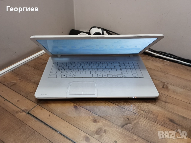 Лаптоп Toshiba C870 1CH / 17.3", снимка 4 - Лаптопи за дома - 52952395