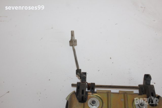 Дръжка външна задна лява Опел Вектра А 1.4i 1991 Opel Vectra A, снимка 3 - Части - 42834322