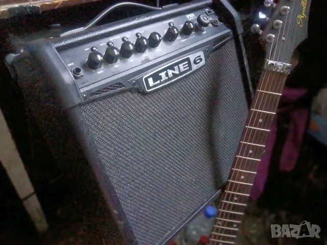 Усилвател Line6/ Crate/ Marshall, кубе за китара с вграден процесор ефекти.МОЖЕ С КИТАРА, снимка 4 - Китари - 56120063