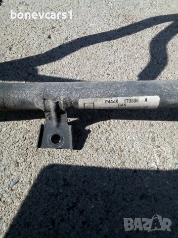 Гърловина резервоар Форд Мустанг Ford Mustang 5.0 бензин, снимка 2 - Части - 42431601